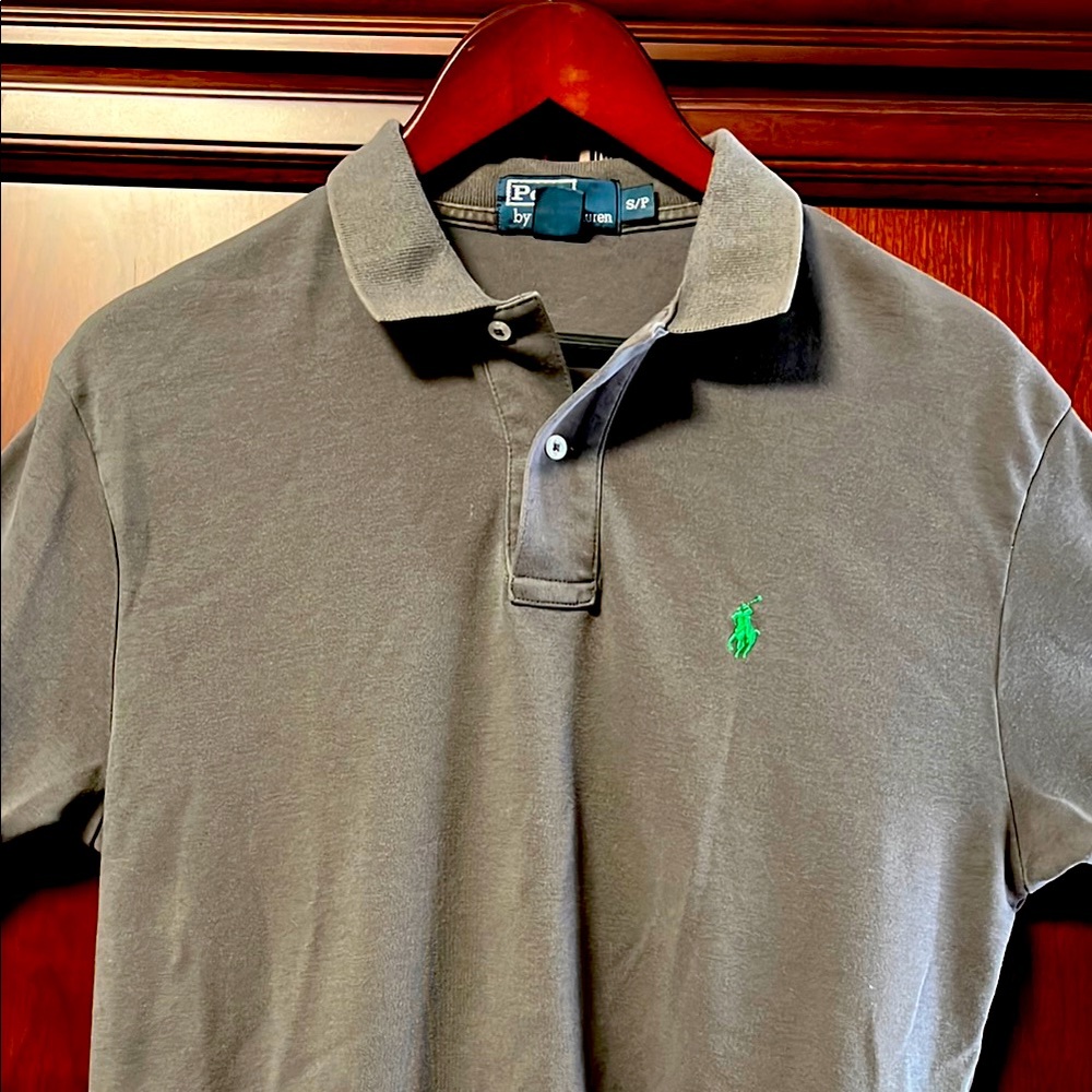 Polo by Ralph Lauren gently worn Men’s Golf Casual wear 100% Cotton Gray Polo!